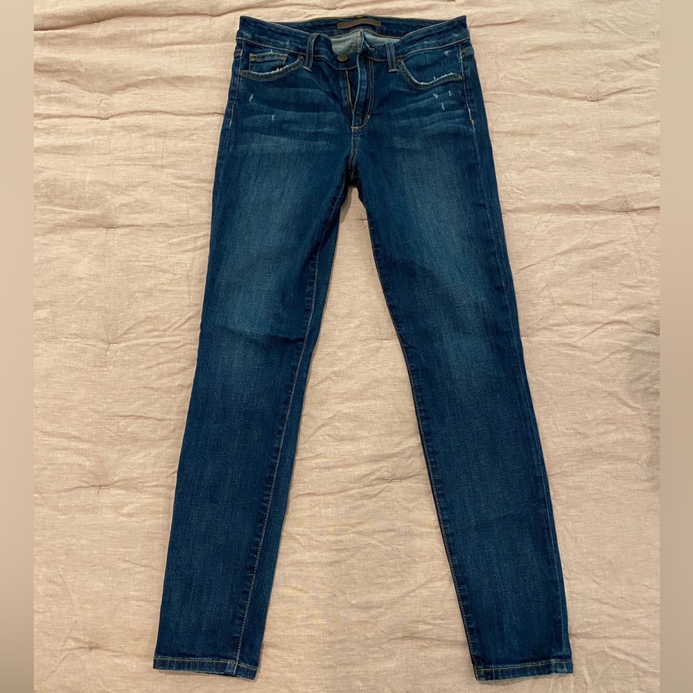 Joe’s Jeans // MID RISE SKINNY ANKLE // FLAWLESS // PHILOMENA. Size 28